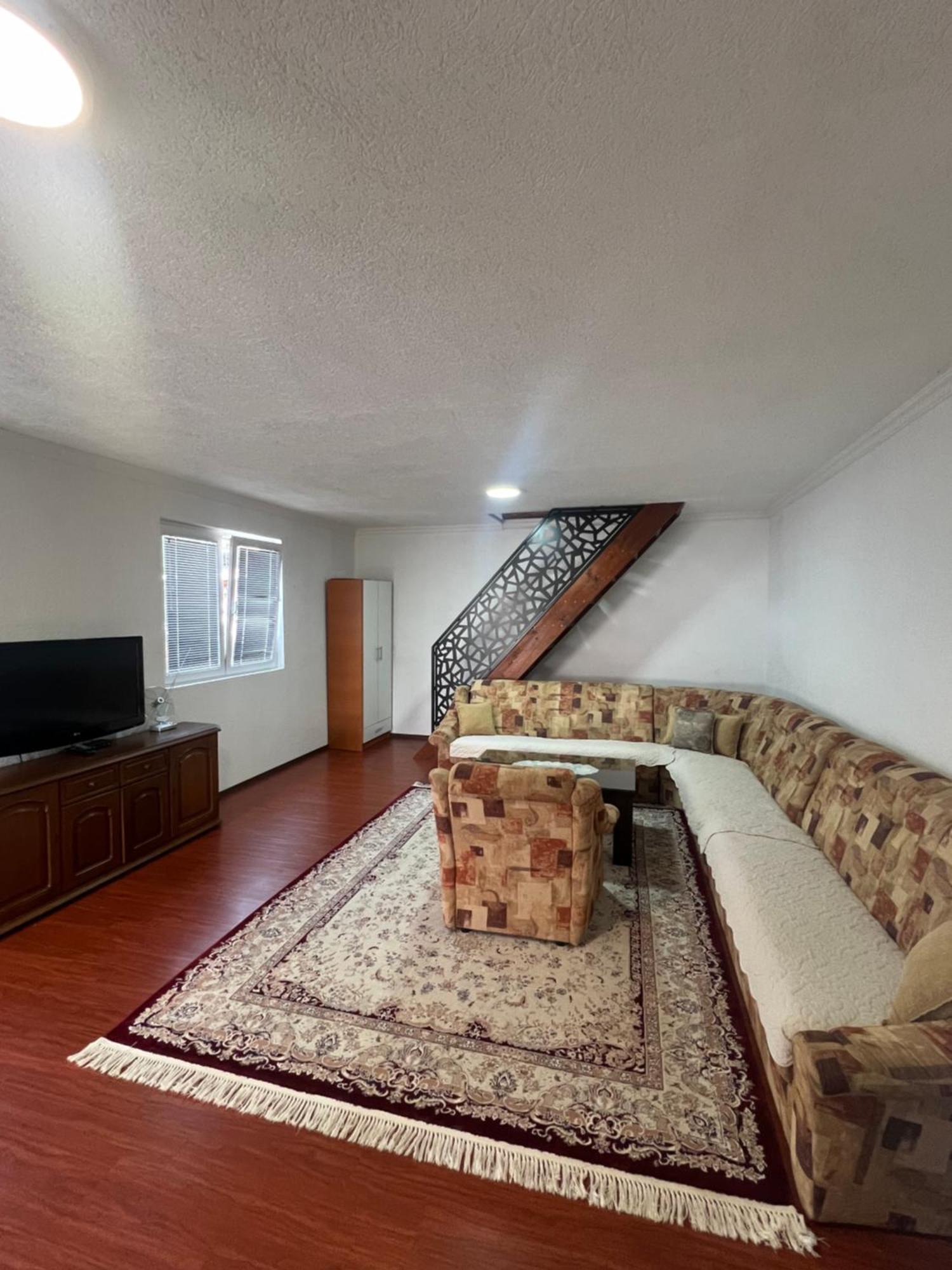 Sara Apartments 플라브 외부 사진
